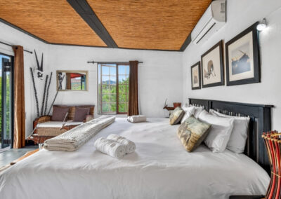 Oryx Chalet 2 Oryx chalet's bedroom equipped with airconditioning