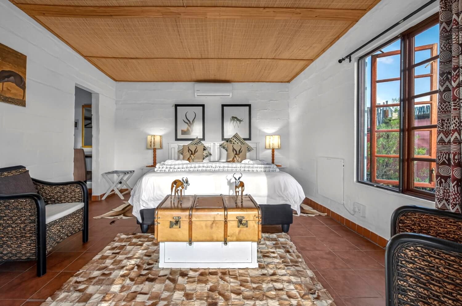 Springbok Chalet Room frontal1